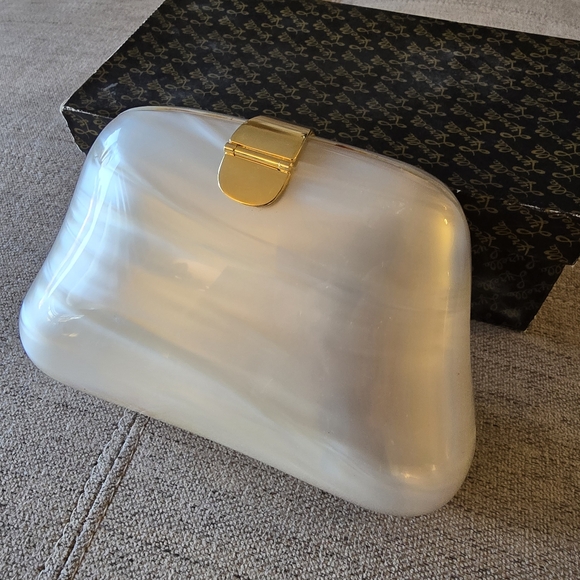 Lyrella Vintage Pearl White Women's Shoulder Bag / Clutch Rare Acrylic - Picture 15 of 16